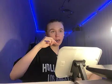 melissashineee online show from 02-25-26, 11:43