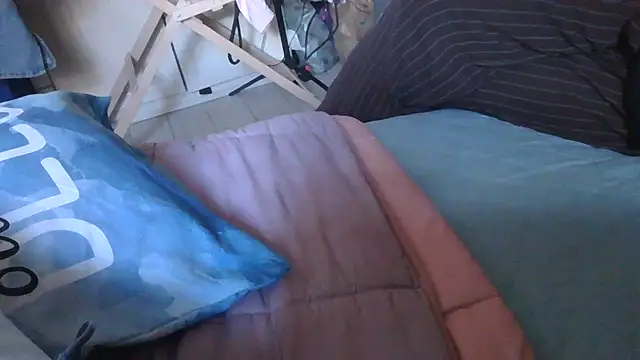 Snapshot of luanahot1 chatting on 05-07-26, 11:57 luanahot1 online show from 05-07-26, 11:57