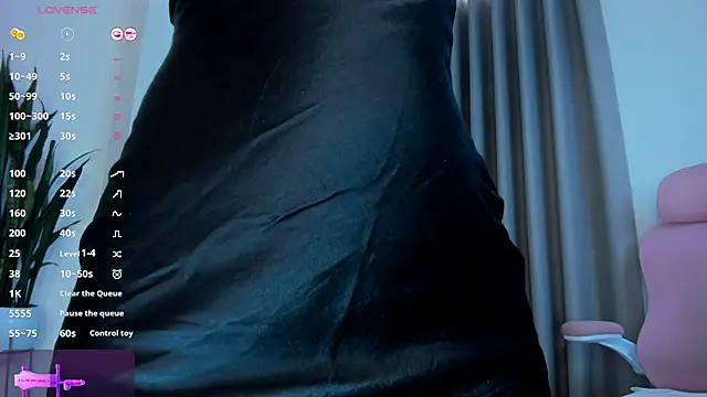 Snapshot of sara_ospina22 chatting on 05-11-26, 04:04 sara ospina22 online show from 05-11-26, 04:04