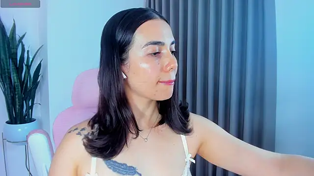 Snapshot of sara_ospina22 chatting on 05-31-26, 09:04 sara ospina22 online show from 05-31-26, 09:04