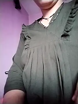 Snapshot of Beautiful_ely chatting on 03-28-26, 12:28 Beautiful ely online show from 03-28-26, 12:28