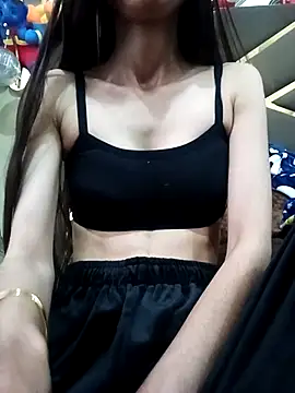 Snapshot of Beautiful_ely chatting on 02-15-26, 11:09 Beautiful ely online show from 02-15-26, 11:09