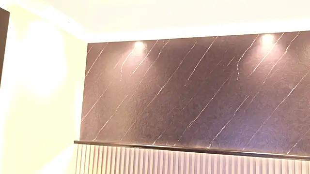 Kinsleybrown online show from 04-10-26, 04:19