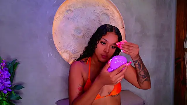 Kinsleybrown online show from 03-24-26, 04:12