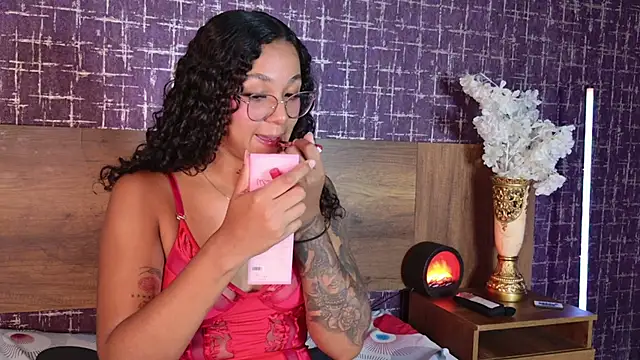 Kinsleybrown online show from 03-07-26, 10:10