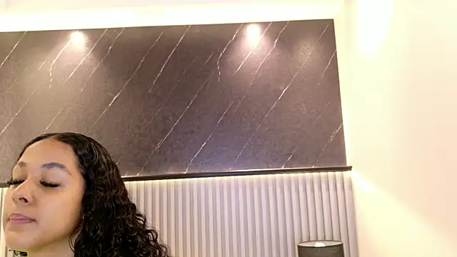 Kinsleybrown online show from 04-09-26, 04:14