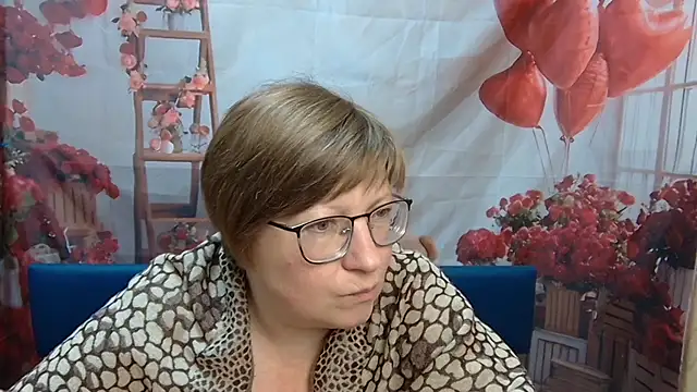 Snapshot of RadaChudna chatting on 04-23-26, 05:58 RadaChudna online show from 04-23-26, 05:58