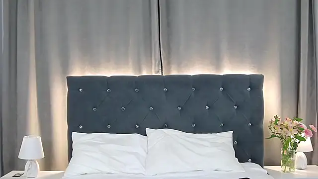 VikkyVonn online show from 04-02-26, 12:45