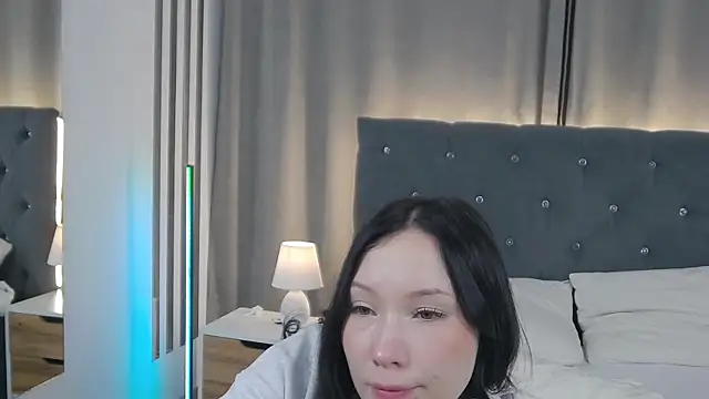 VikkyVonn online show from 02-25-26, 12:27