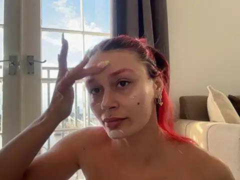 FoxyValentine online show from 04-06-26, 05:25