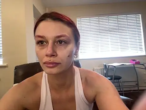 FoxyValentine online show from 04-13-26, 01:26