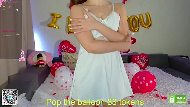 Snapshot of KateNickson chatting on 02-14-26, 06:35 KateNickson online show from 02-14-26, 06:35