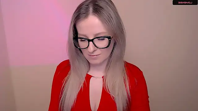 AnnePeach online show from 04-17-26, 04:21