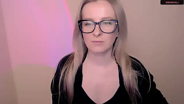 AnnePeach online show from 04-15-26, 03:38