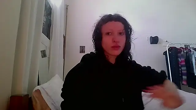 Snapshot of rhizomata chatting on 06-05-26, 09:04 rhizomata online show from 06-05-26, 09:04