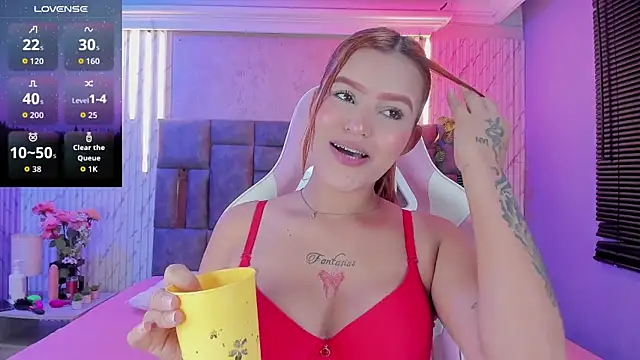 Snapshot of ZharaRousse chatting on 04-09-26, 12:22 ZharaRousse online show from 04-09-26, 12:22