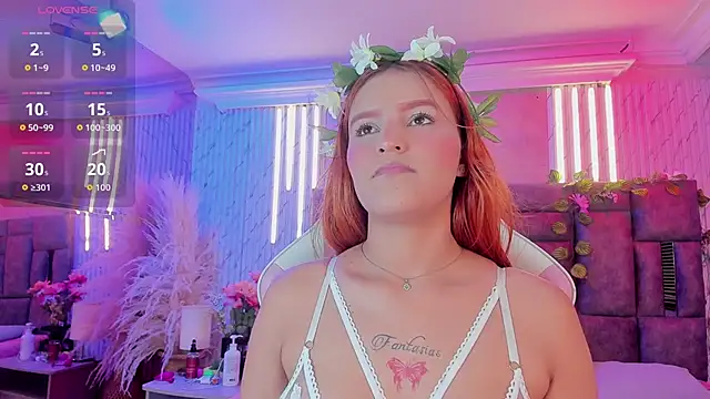 Snapshot of ZharaRousse chatting on 04-13-26, 03:38 ZharaRousse online show from 04-13-26, 03:38