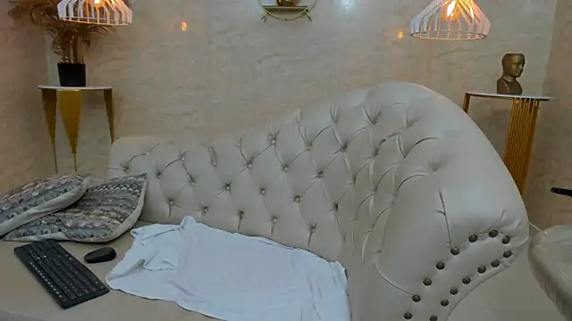 Isabellaa Rosee online show from 03-01-26, 07:47