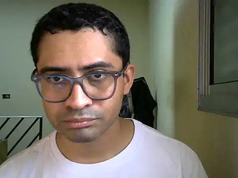 Snapshot of honeybatista chatting on 02-27-26, 01:55 honeybatista online show from 02-27-26, 01:55