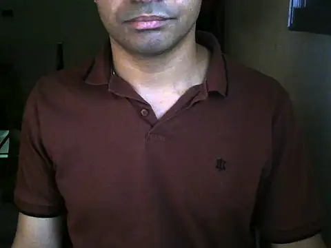 Snapshot of honeybatista chatting on 06-20-26, 04:23 honeybatista online show from 06-20-26, 04:23
