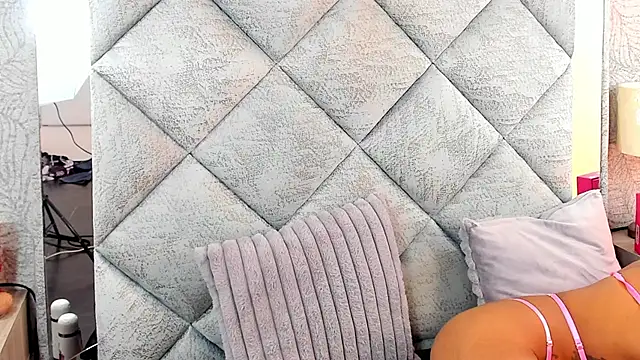 Lunakellerr online show from 03-25-26, 11:20