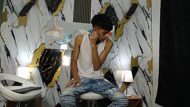 Snapshot of KITTY_BOSH chatting on 03-05-26, 01:19 KITTY BOSH online show from 03-05-26, 01:19