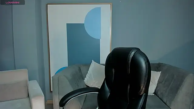 Snapshot of CarolineEvans_x chatting on 02-22-26, 04:26 CarolineEvans x online show from 02-22-26, 04:26