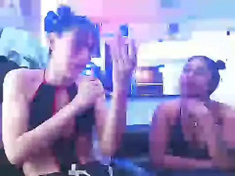 Snapshot of The_Wicked_Queens chatting on 02-17-26, 06:11 The Wicked Queens online show from 02-17-26, 06:11