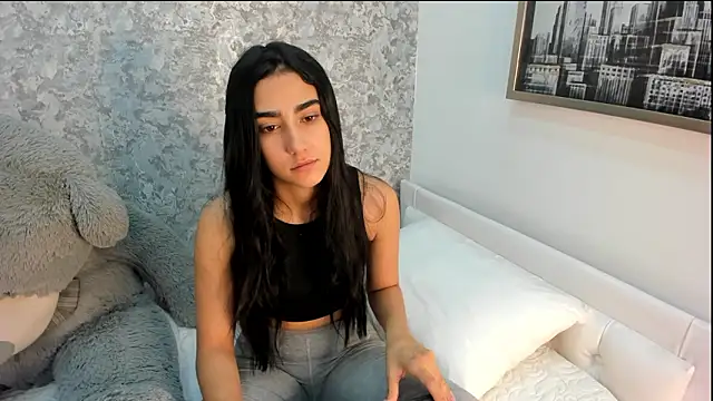 Anika H online show from 03-25-26, 12:15