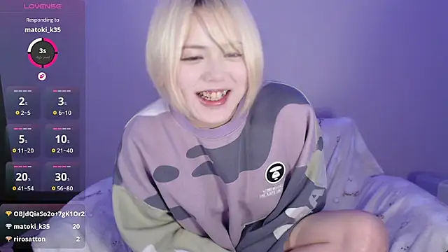 uru luv000 online show from 03-31-26, 11:12