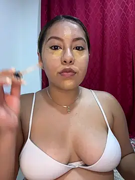 Snapshot of Emiily_joee_ chatting on 05-03-26, 02:16 Emiily joee online show from 05-03-26, 02:16