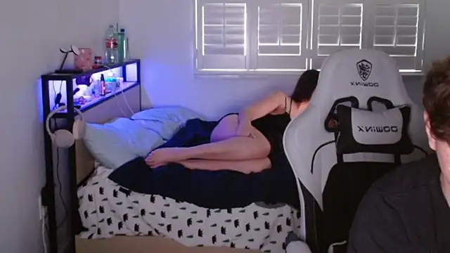 Snapshot of yourmila1 chatting on 02-28-26, 09:03 yourmila1 online show from 02-28-26, 09:03