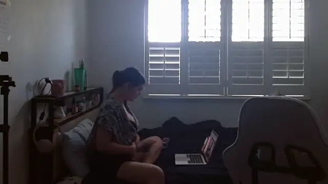 Snapshot of yourmila1 chatting on 02-27-26, 11:15 yourmila1 online show from 02-27-26, 11:15