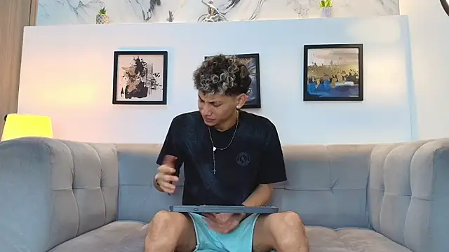 YOUNG BOYS HELL online show from 04-18-26, 01:41