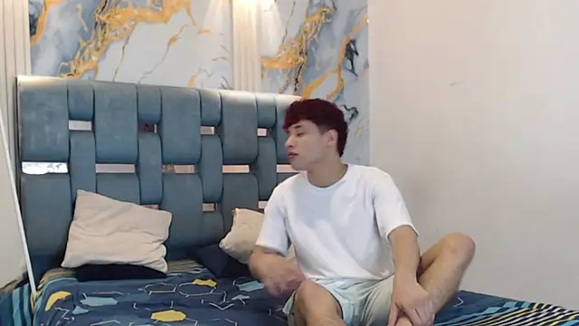 YOUNG BOYS HELL online show from 06-25-26, 01:58