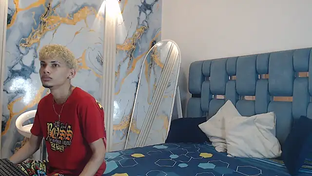 YOUNG BOYS HELL online show from 05-26-26, 01:15