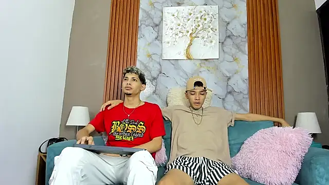 YOUNG BOYS HELL online show from 03-19-26, 01:16