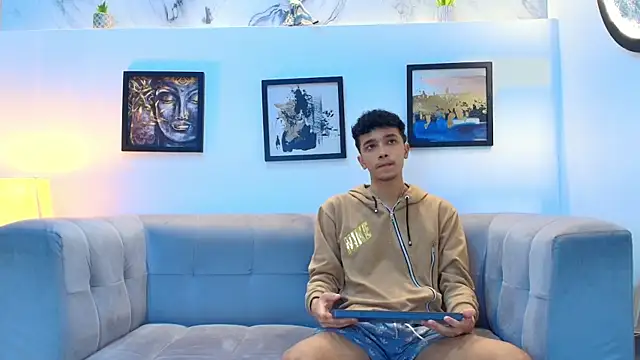 YOUNG BOYS HELL online show from 04-01-26, 01:19