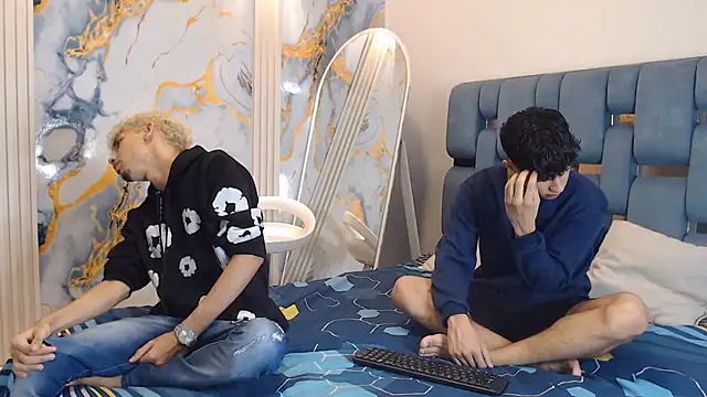 YOUNG BOYS HELL online show from 05-22-26, 01:25