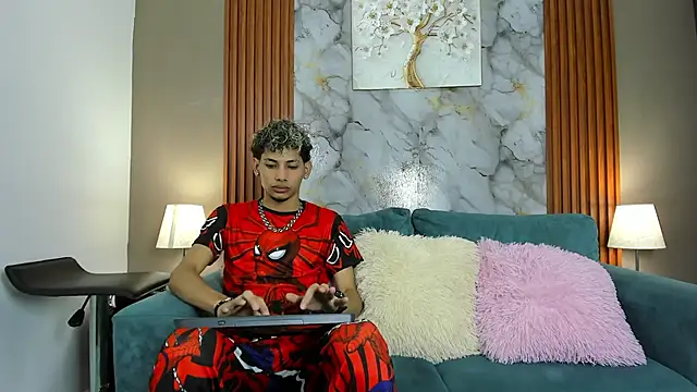 Snapshot of YOUNG_BOYS_HELL chatting on 03-01-26, 01:16 YOUNG BOYS HELL online show from 03-01-26, 01:16