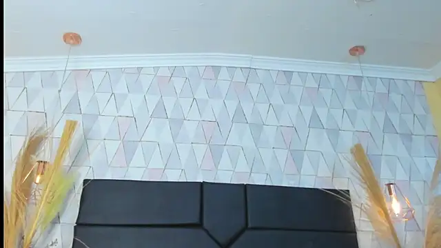 Snapshot of AronGarcia chatting on 02-27-26, 11:15 AronGarcia online show from 02-27-26, 11:15