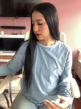 Daniela Pink online show from 03-13-26, 12:43