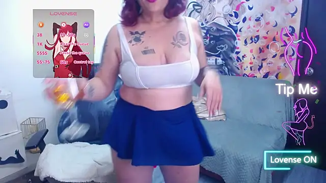 Snapshot of lilu_69 chatting on 07-10-26, 04:01 lilu 69 online show from 07-10-26, 04:01