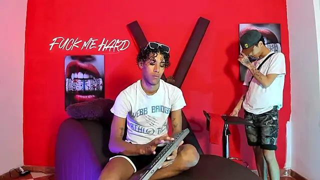 Snapshot of GREEN_BOYS chatting on 02-27-26, 07:30 GREEN BOYS online show from 02-27-26, 07:30