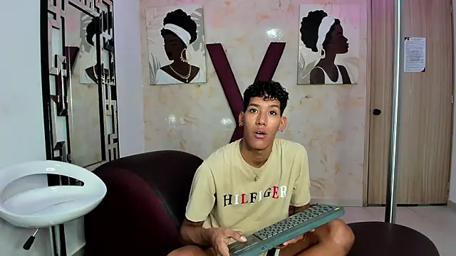 GREEN BOYS online show from 03-28-26, 01:28