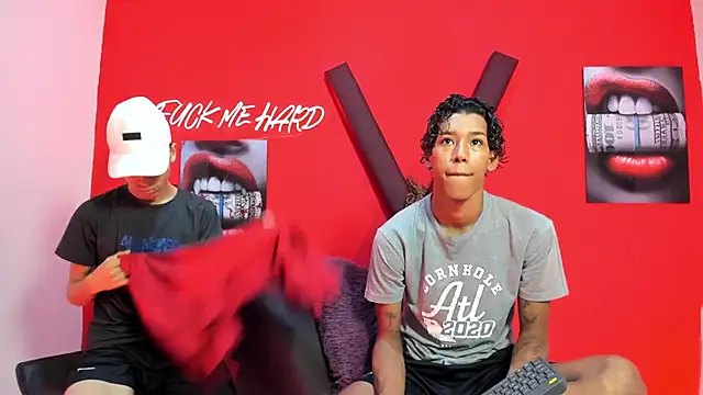 Snapshot of GREEN_BOYS chatting on 02-18-26, 07:28 GREEN BOYS online show from 02-18-26, 07:28