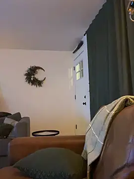 Snapshot of plushietoy chatting on 02-23-26, 03:41 plushietoy online show from 02-23-26, 03:41