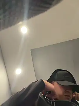 Jhon jairo420zzzz online show from 04-08-26, 05:42