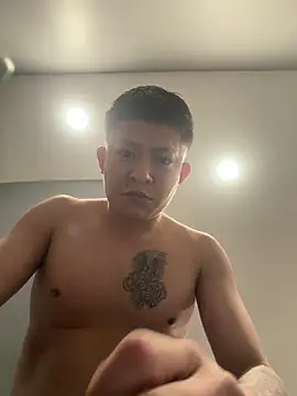 Snapshot of Jhon_jairo420zzzz chatting on 02-15-26, 04:13 Jhon jairo420zzzz online show from 02-15-26, 04:13