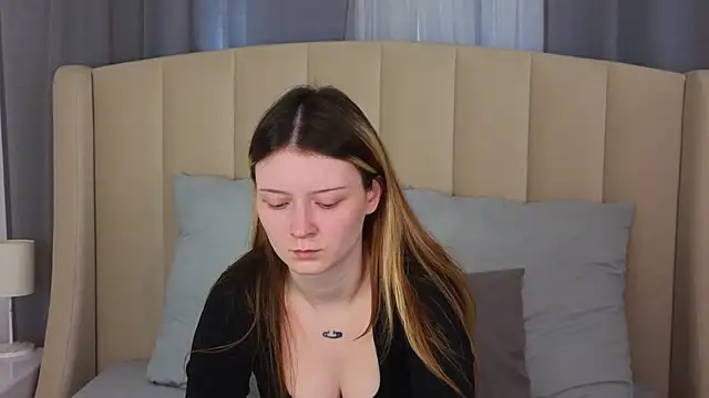 AlyssFrost online show from 07-14-26, 02:05